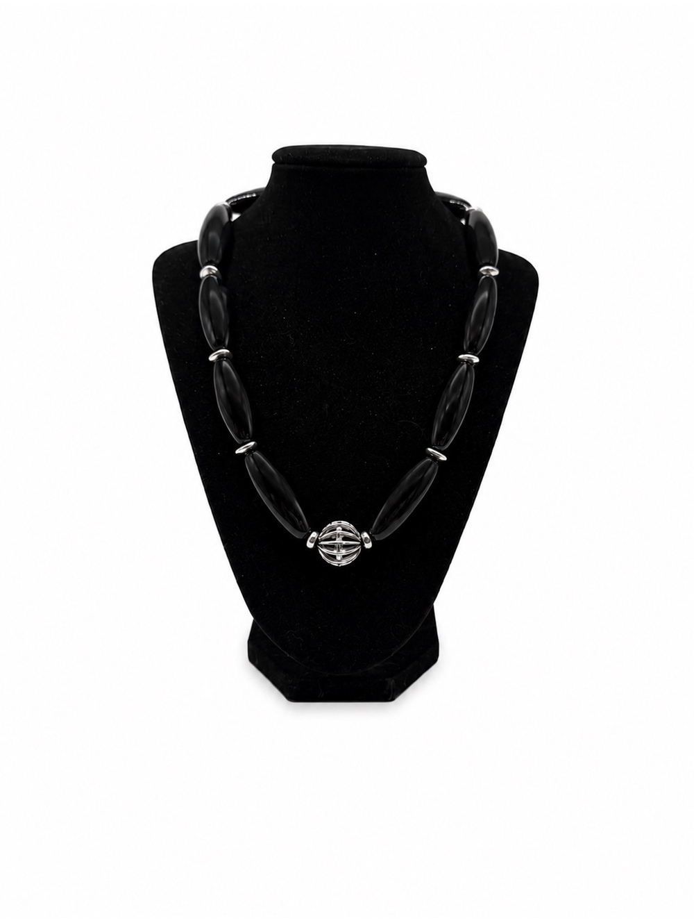 Jewelry By GG Black Agate with Silver Pewter Accents 10" Beaded Necklace